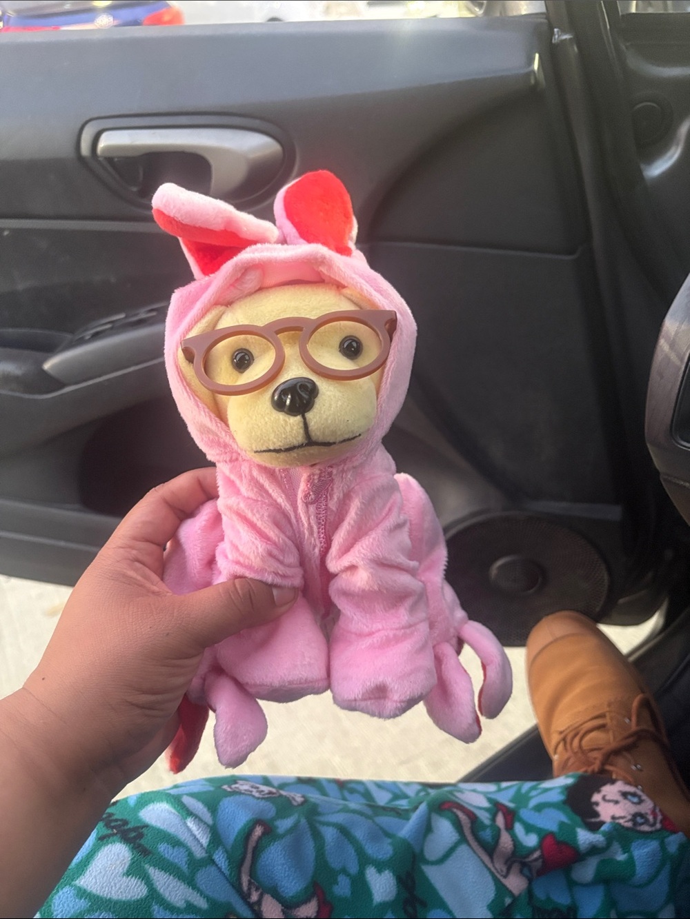Raising Cane's 2013 "A Christmas Story" Ralphie plush dog